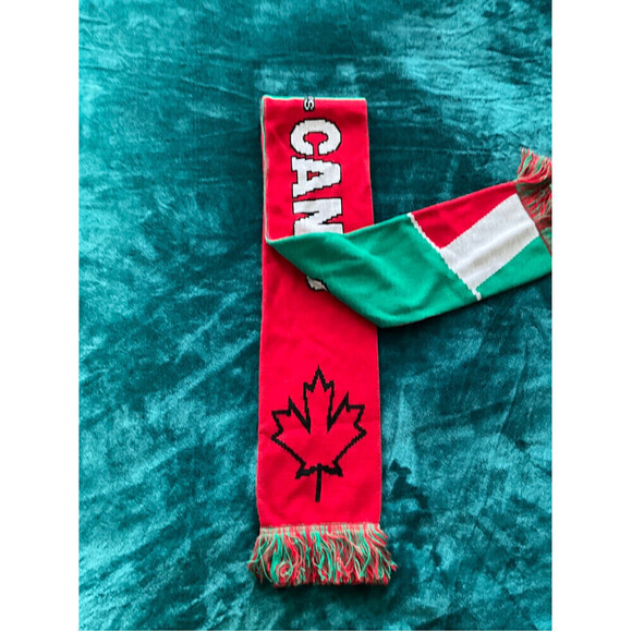 Soccer Special Match Scarf - Picture 3 of 11
